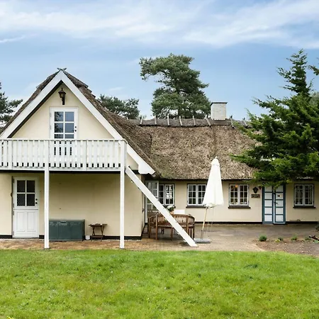Historic, Charming House With A Fantastic Garden Casa de Férias